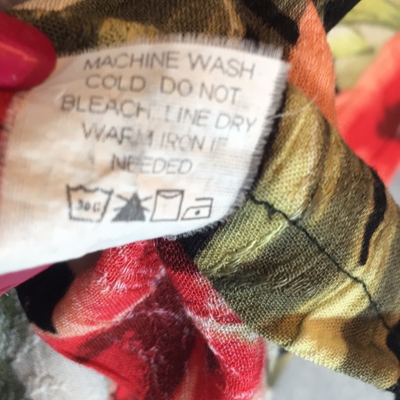 OUTFIT WOMAN Cruise Tropical Vacation Beachy Poolside Button Up Floral Blouse - Picture 13 of 14